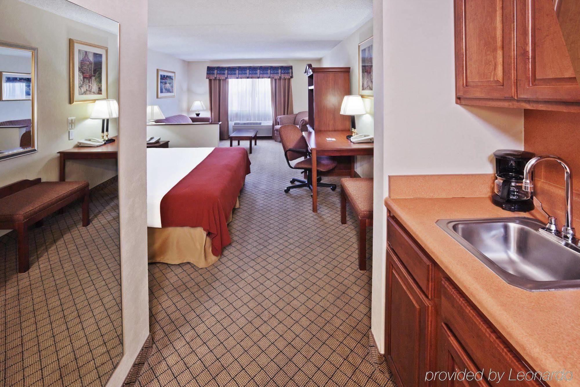 Holiday Inn Express Hotel And Suites Mesquite By Ihg Pokoj fotografie